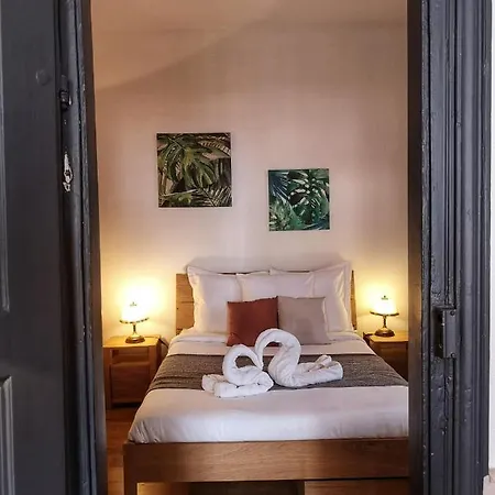 Maison 1708 - Rue Du Canard - Center Apartment *